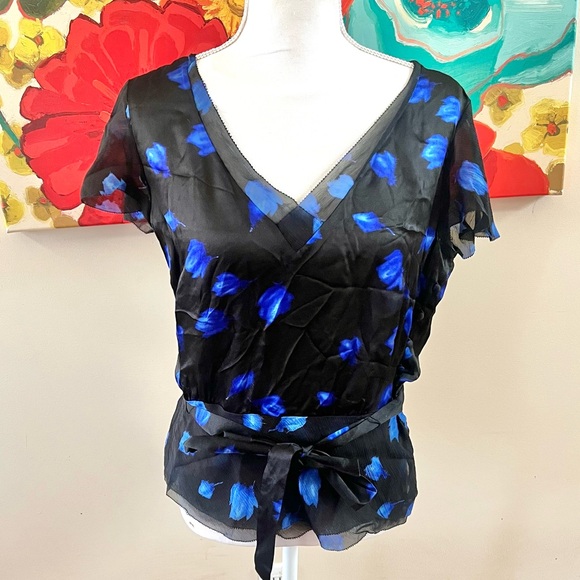 Ann Taylor Tops - ann taylor 𖤓 nwt silk tie waist blouse.